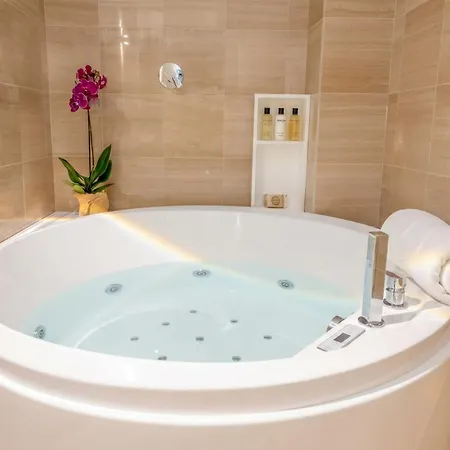 Hotel apartamentowy Gate Bari